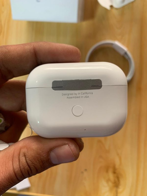 Airpods Pro 2nd Generation Platinum With Anc(Active Noise Cancellation) Original A+ Quality